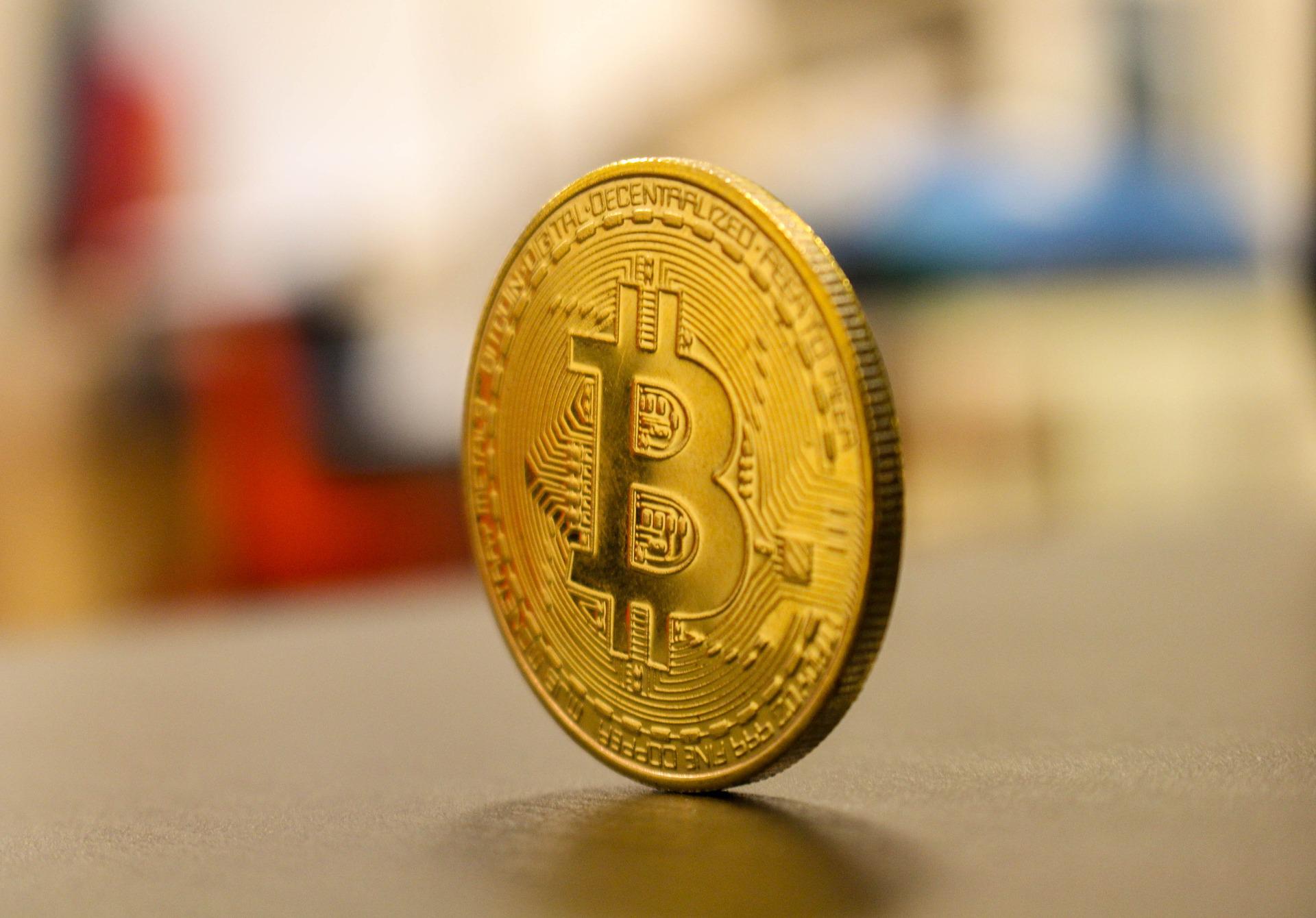 Kurs bitcoina poniżej 30 tys. dolarów - co dalej z rynkiem kryptowalut?